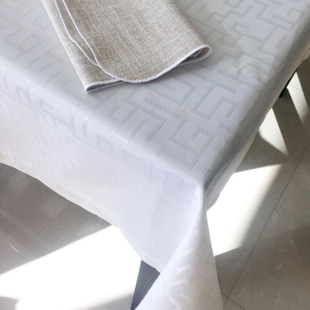 London Tablecloth - Mode Living Tablecloths